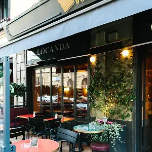 Pandenus Brera Nocleg ze śniadaniem